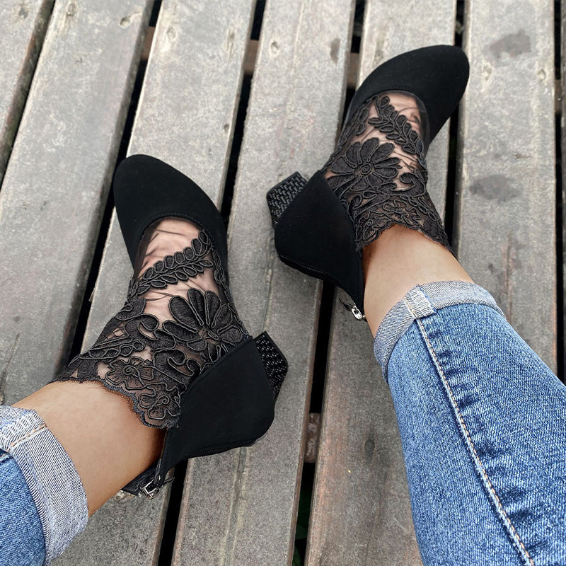 Julia | Botines elegantes de encaje con tacón